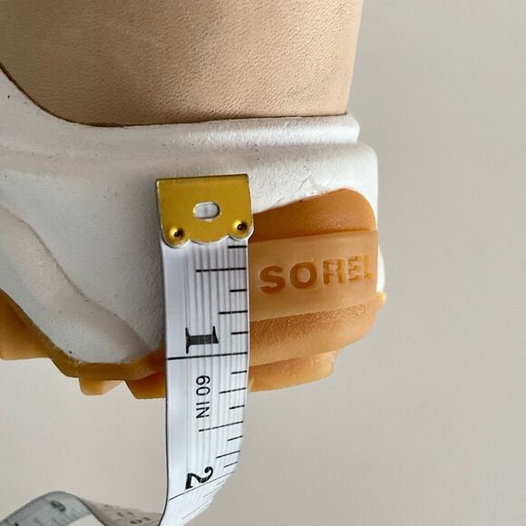 New Sorel Waterproof Caribou Kinetic Breakthru Sneaker Boots Tan Gray 8.5 - Picture 8 of 13